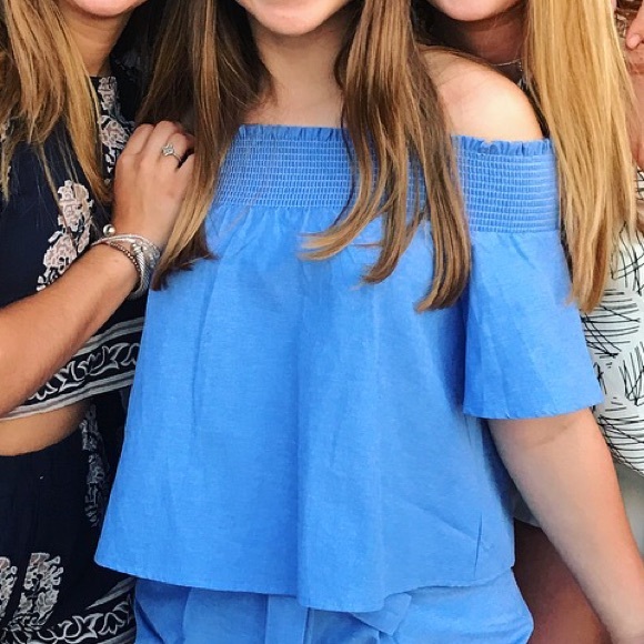 Off the shoulder top blue with optional string tie - Picture 4 of 4